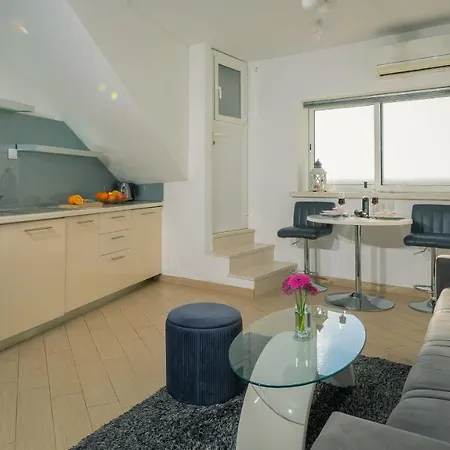 Story Διαμέρισμα